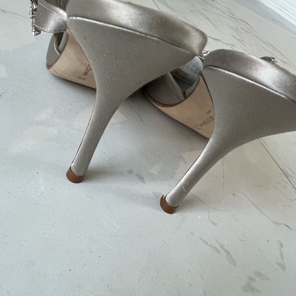 Manolo Blahnik Lurum Heels - Picture 3 of 4